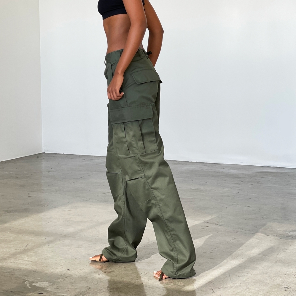 LE CARGO PANTS --OLIVE